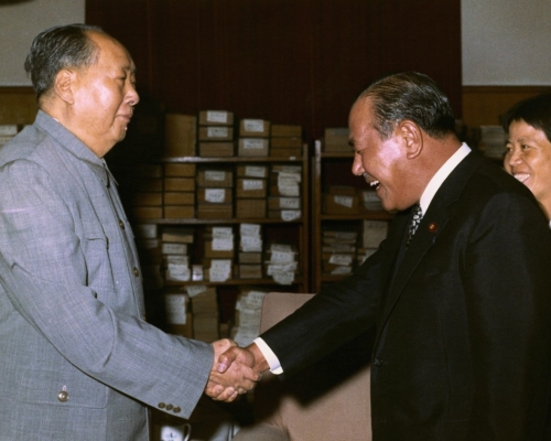 1972年9月,毛澤東在北京中南海會見日本首相田中角榮。網上圖片
