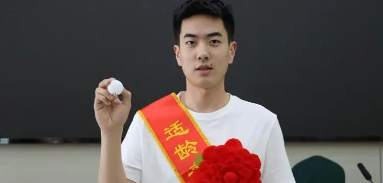 合資格者獲分配單位面積大約1000平方呎。海報新聞 合資格者獲分配單位面積大約1000平方呎。海報新聞