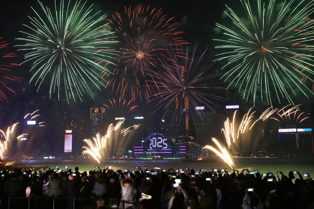 政府早前宣布取消除夕跨年煙花匯演。
