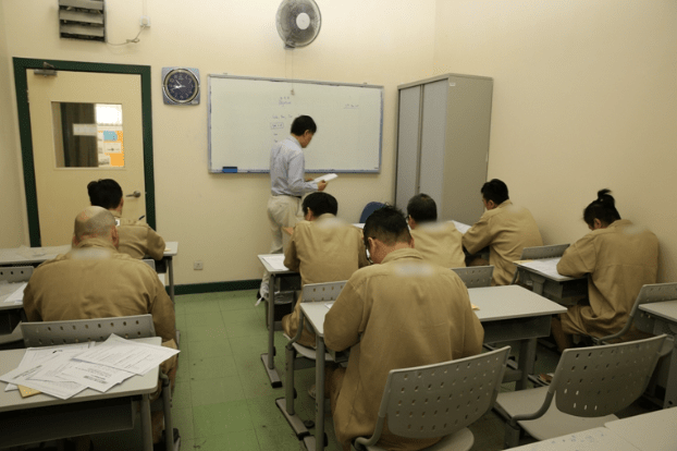 澳門監獄設有課室。澳門懲教管理局網站圖片
