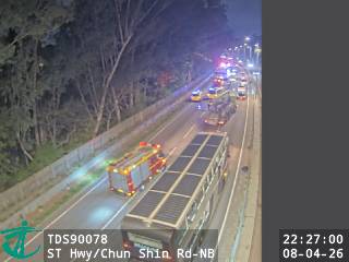 警方消防接報後趕至救援。香港出行易截圖 警方消防接報後趕至救援。香港出行易截圖