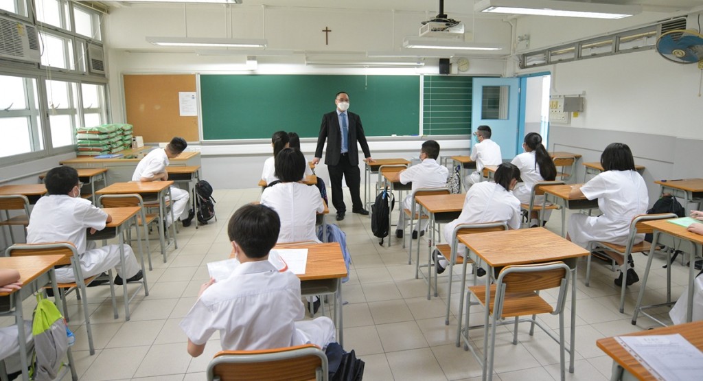 政府相信教師需求會跟隨學齡人口減少。資料圖片，非涉事人