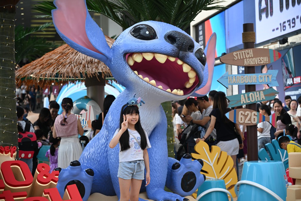 今年上半年（1至6月）共錄得約 2,400 萬訪港旅客人次，按年增加 12%。資料圖片