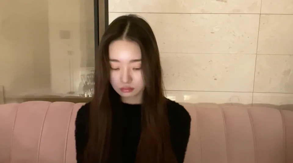 宋智雅在片中一度哽咽,並鞠躬道歉。