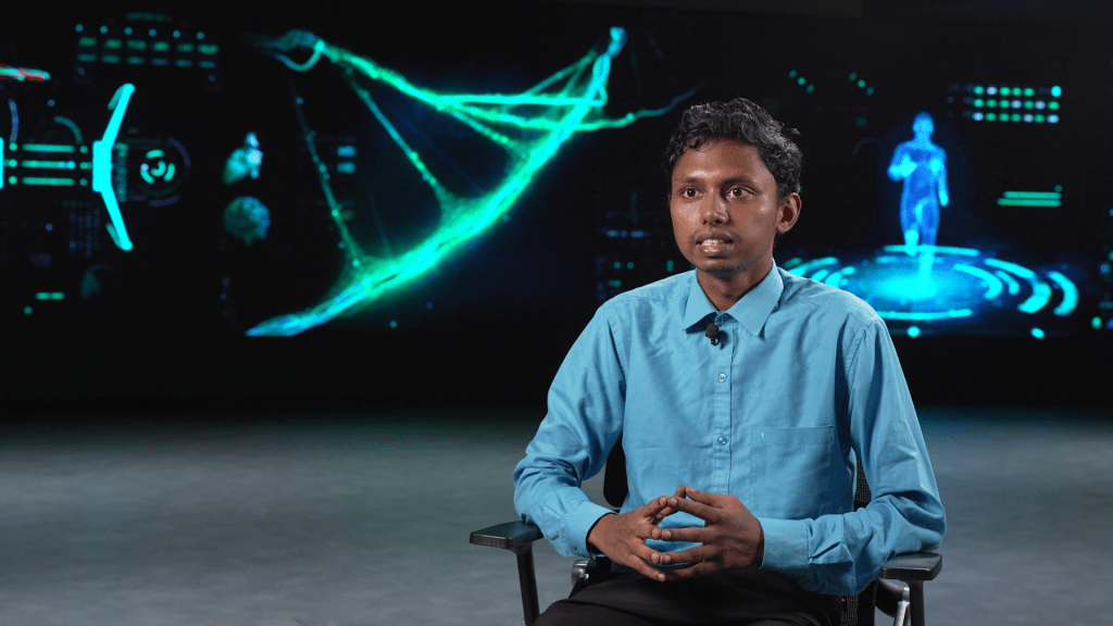 Soundarajan Narayanan對人工智能醫療應用極感興趣,和團隊研發出「AI智能穿戴設備應用於持續血壓監測及醫療護理」項目。 Soundarajan Narayanan對人工智能醫療應用極感興趣,和團隊研發出「AI智能穿戴設備應用於持續血壓監測及醫療護理」項目。