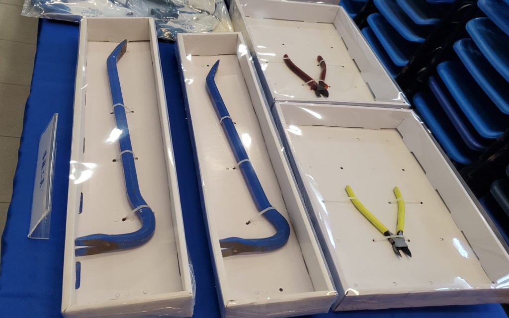 警方檢獲的爆竊工具。