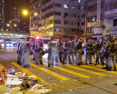 警方昨日在旺角及油麻地一帶清場。資料圖片