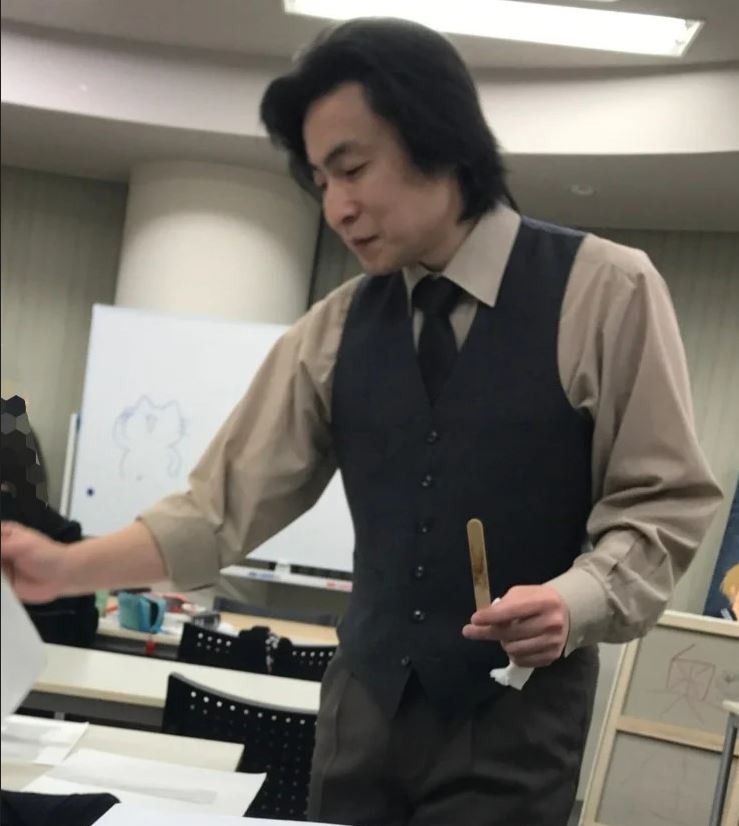 小学馆为恋童犯漫画家栗田和明改笔名，续出作品惹来漫画界抵制。Threads