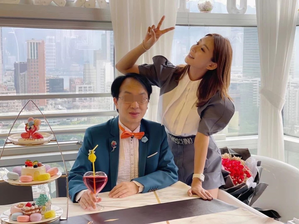 劉子儀當時對郭總大駕光臨表示高興。 劉子儀當時對郭總大駕光臨表示高興。