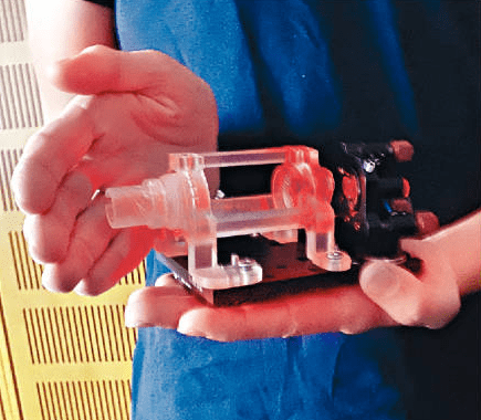 中大团队研发一种低成本、手提式甲醛检测装置，采用多次反射增强的波长调制吸收光谱技术，以红外激光吸收气体作出检测。