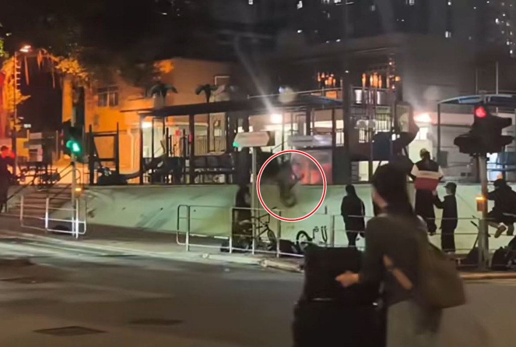 fb车cam L（香港群组）影片截图