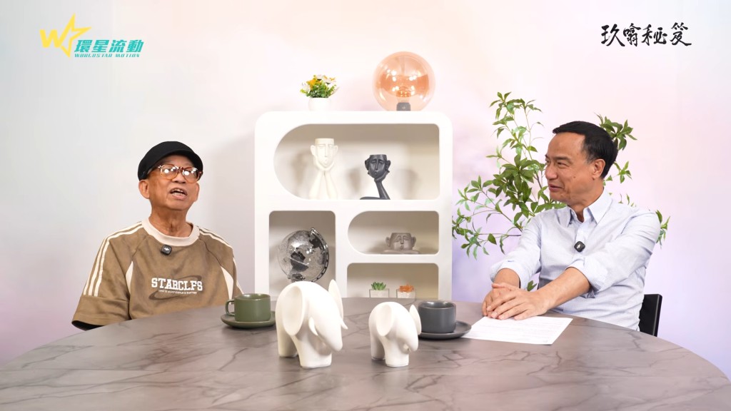 黎彼得年初仍與好友鍾志光一同主持YouTube節目《玖噏秘笈》。