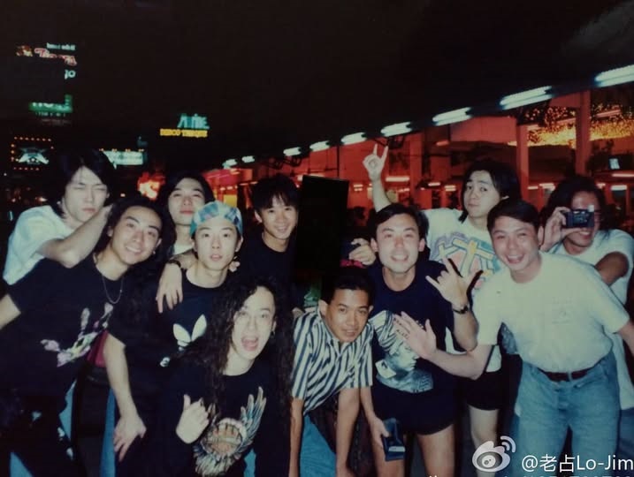LMF成員Jimmy發雷宇揚和Beyond成員珍貴合照。 LMF成員Jimmy發雷宇揚和Beyond成員珍貴合照。