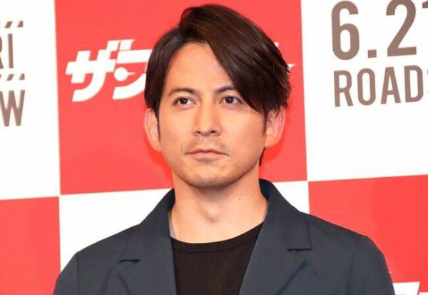 岡田准一離開，外界估計他可能會跟隨前隊友三宅健，加盟瀧澤秀明的公司TOBE。
