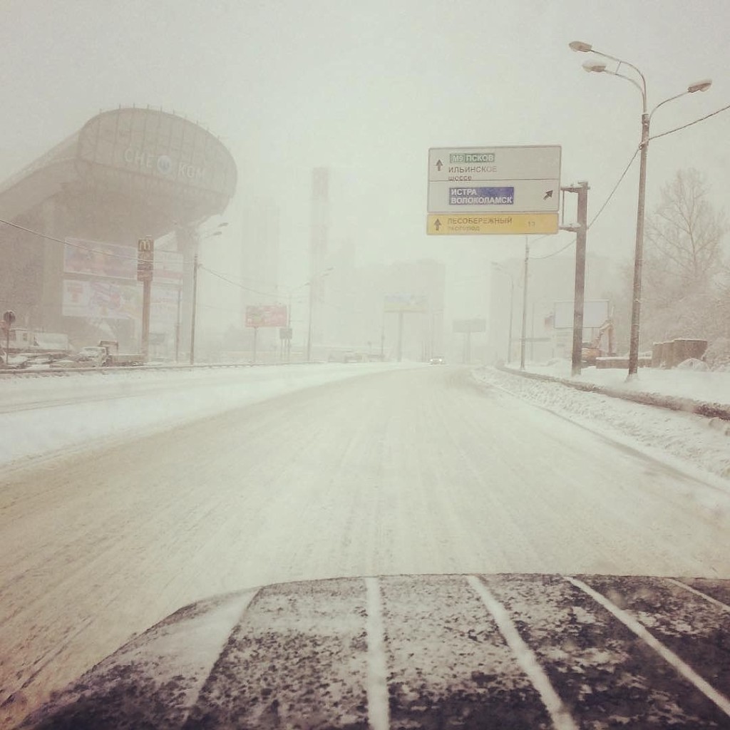 莫斯科史上最猛風雪。(網圖)