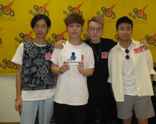 Pandora推出首張大碟親力親為。
