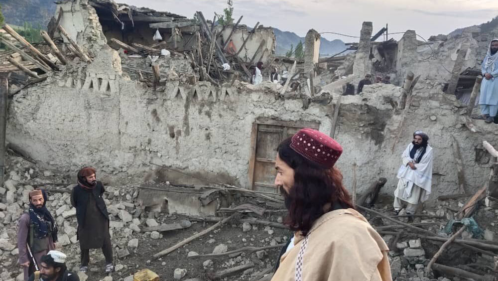 阿富汗地震搜救工作持续。AP图