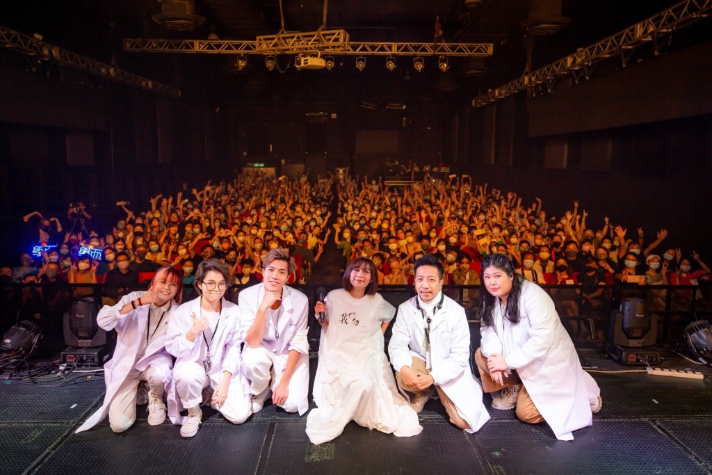 首場演唱會好成功。