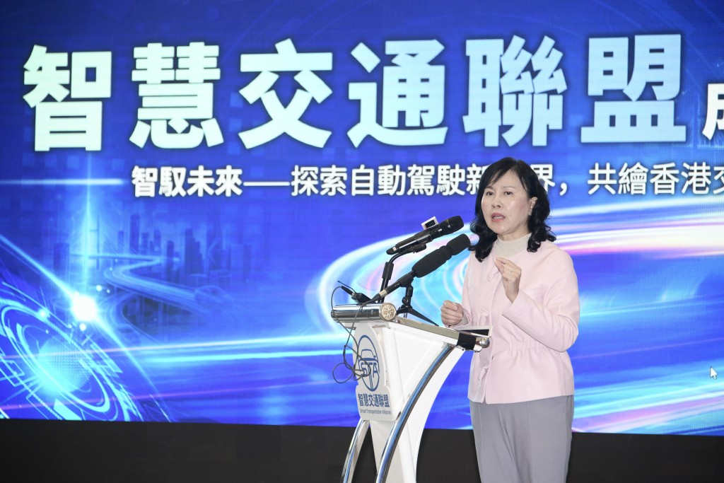 陳美寶致辭時表示，今年的目標是讓自動駕駛由試驗邁向規模化，並逐步走向商業營運。