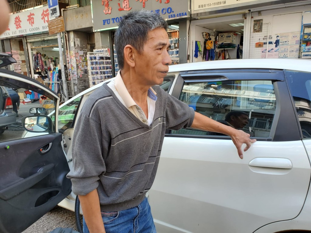 湯師傅講述救人經過。