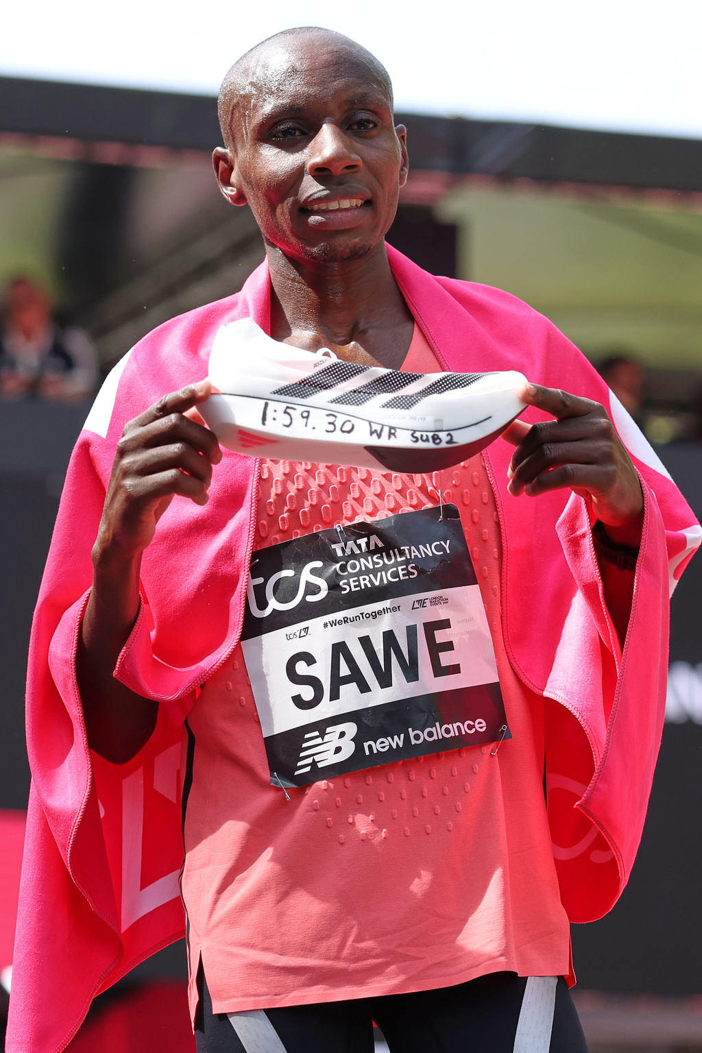 倫敦馬拉松，薩維以1小時59分30秒奪冠。 美聯社