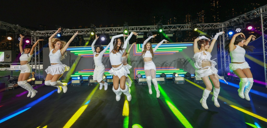 15位成員包括代表中國香港的曾家瑩、北京的王南鈞及澳洲的 Savannah Clarke 等齊聚香港。