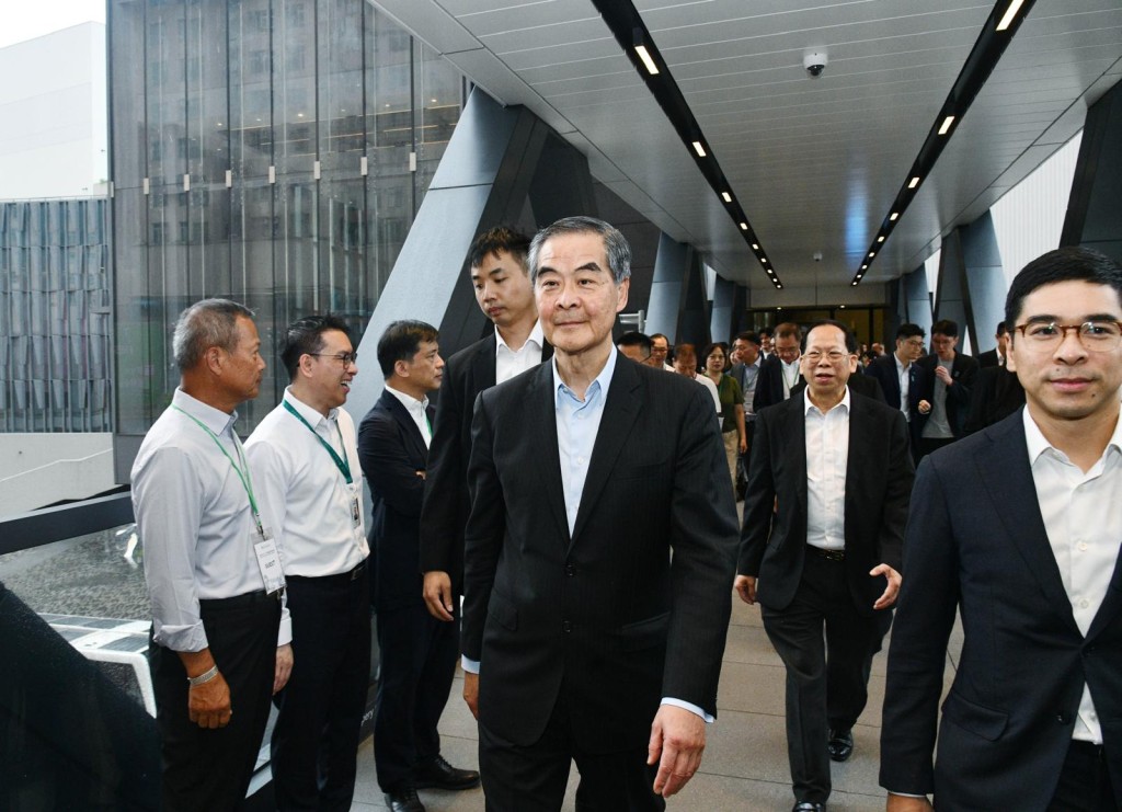出席開幕禮的前行政長官、全國政協副主席梁振英指出,與淘大街坊結緣始自2003年的沙士疫情。 出席開幕禮的前行政長官、全國政協副主席梁振英指出,與淘大街坊結緣始自2003年的沙士疫情。