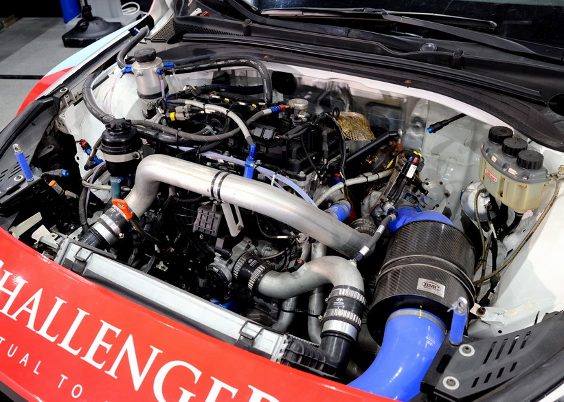 2公升Turbo引擎，馬力輸出高達350匹。