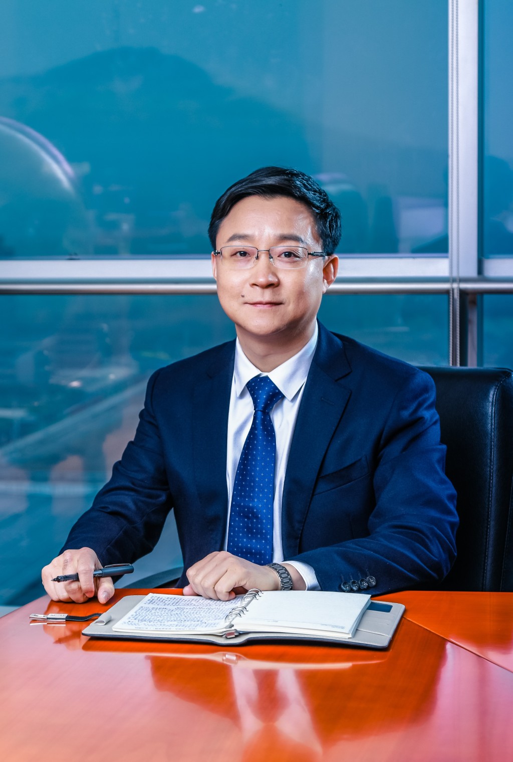 科大讯飞董事长刘庆峰则指出，期待民营科技企业在参与国家重大的科技战略布局中有更多的机会与支持。