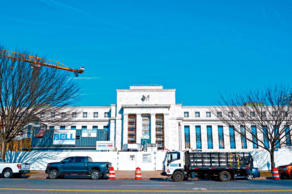 市場目前預期儲局12月降息的可能性不足50%。