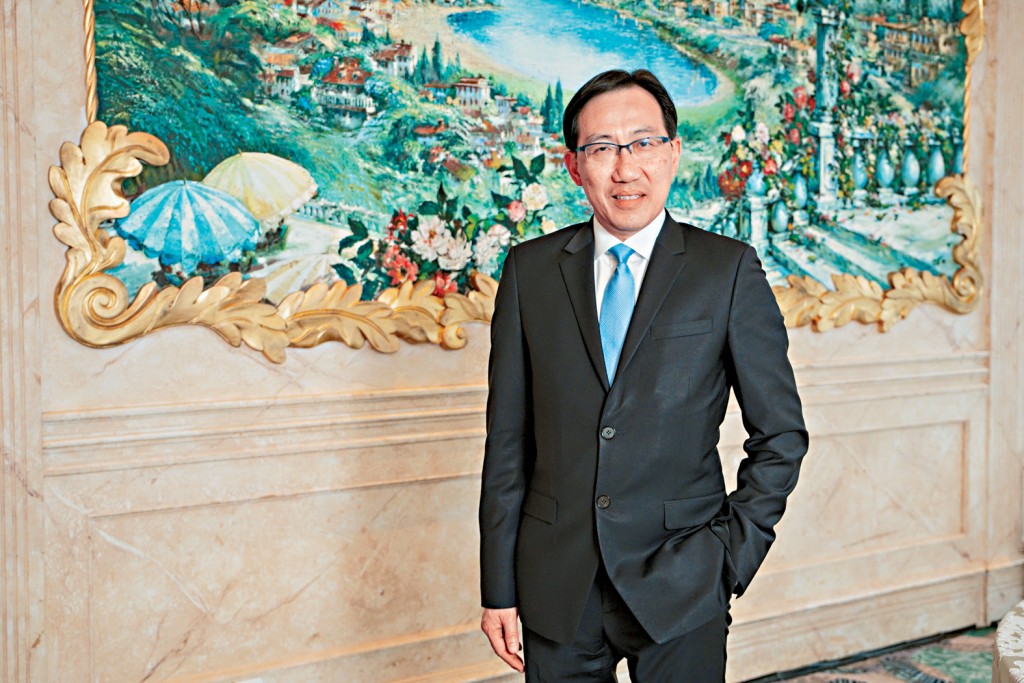 富豪物業衞振聲表示，樓價觸底反彈情況明顯，預期未來一年中小型住宅樓價上升3%，豪宅升幅更達5%。