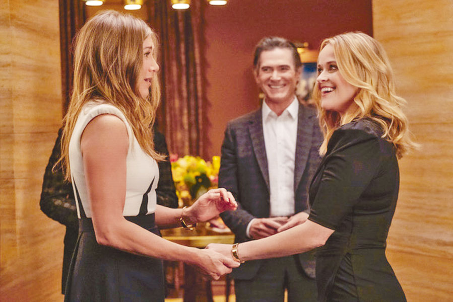 珍妮花和莉絲上季在直播大爆高層惡行後，珍妮花毅然辭職。