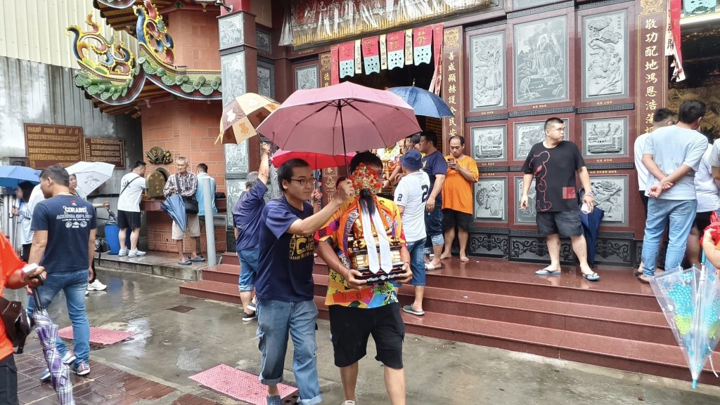 台南宫庙西罗殿突然宣布与普济殿“断交”,成为当地信众及网民热话。西罗殿FB 台南宫庙西罗殿突然宣布与普济殿“断交”,成为当地信众及网民热话。西罗殿FB