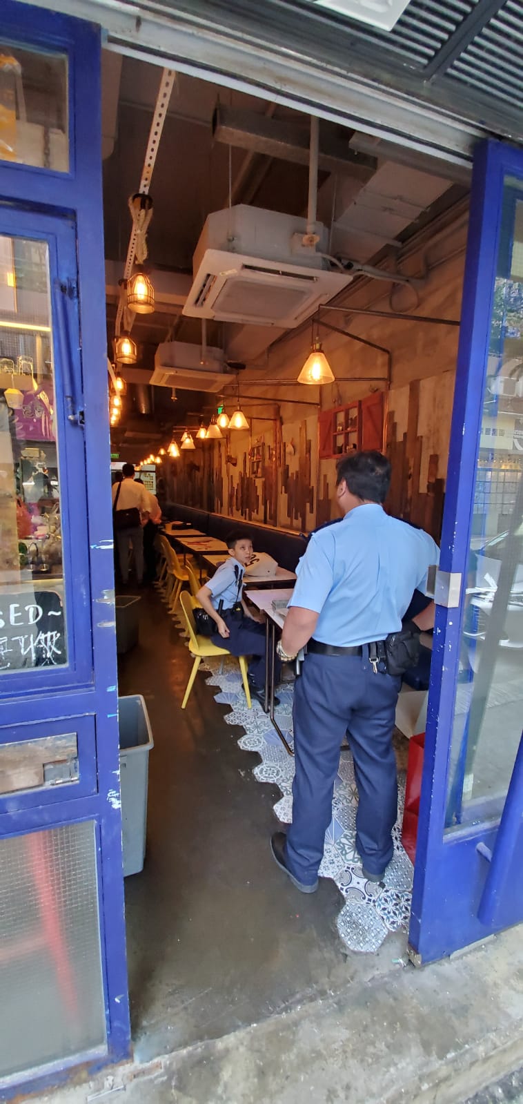 警員到場調查。楊偉亨攝