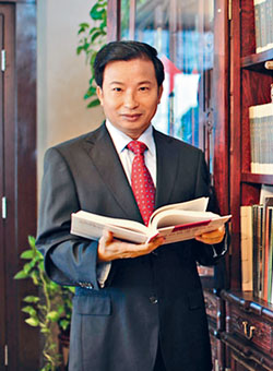 ■深圳康泰生物公司董事長杜偉民。