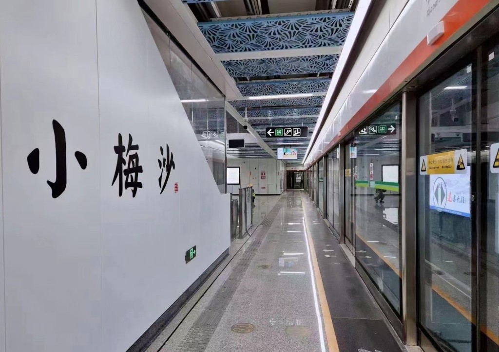 深圳地鐵8號線二期開通，直達大小梅沙。