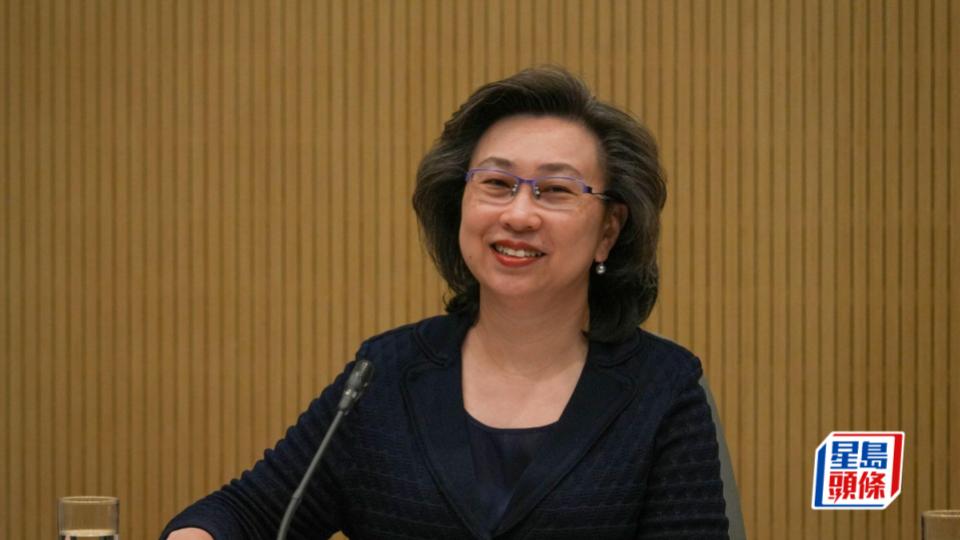 楊何蓓茵向全體公務員發信,晤公務員團體代表介紹施政報告有關公務員的措施。資料圖片