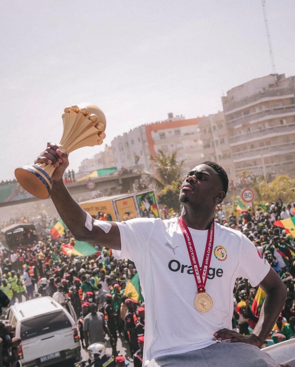 塞內加爾後衛尼亞希迪在Instagram上發布照片表示不滿。尼亞希迪IG截圖