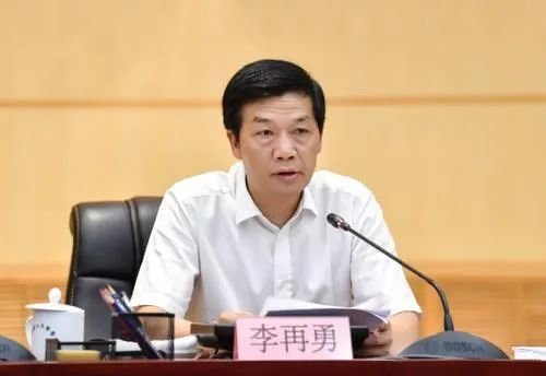 27日，贵州省政协副主席李再勇被查。