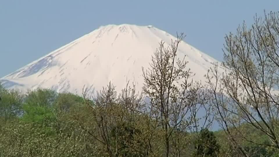 富士山是日本的國際知名景點。 路透社