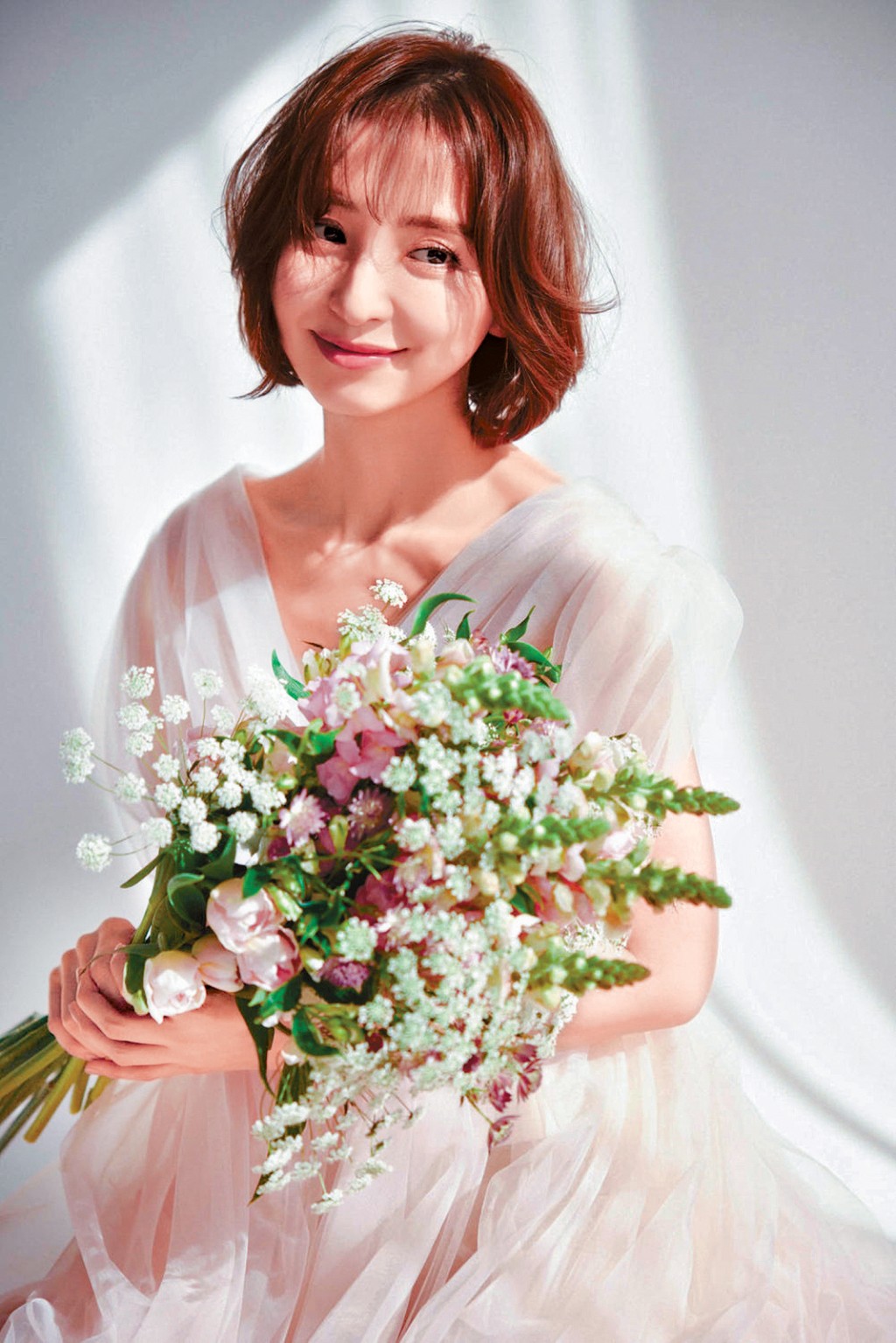 篠原麻里子昨公布再婚，但未有公開另一半身份，有傳是圈外人。