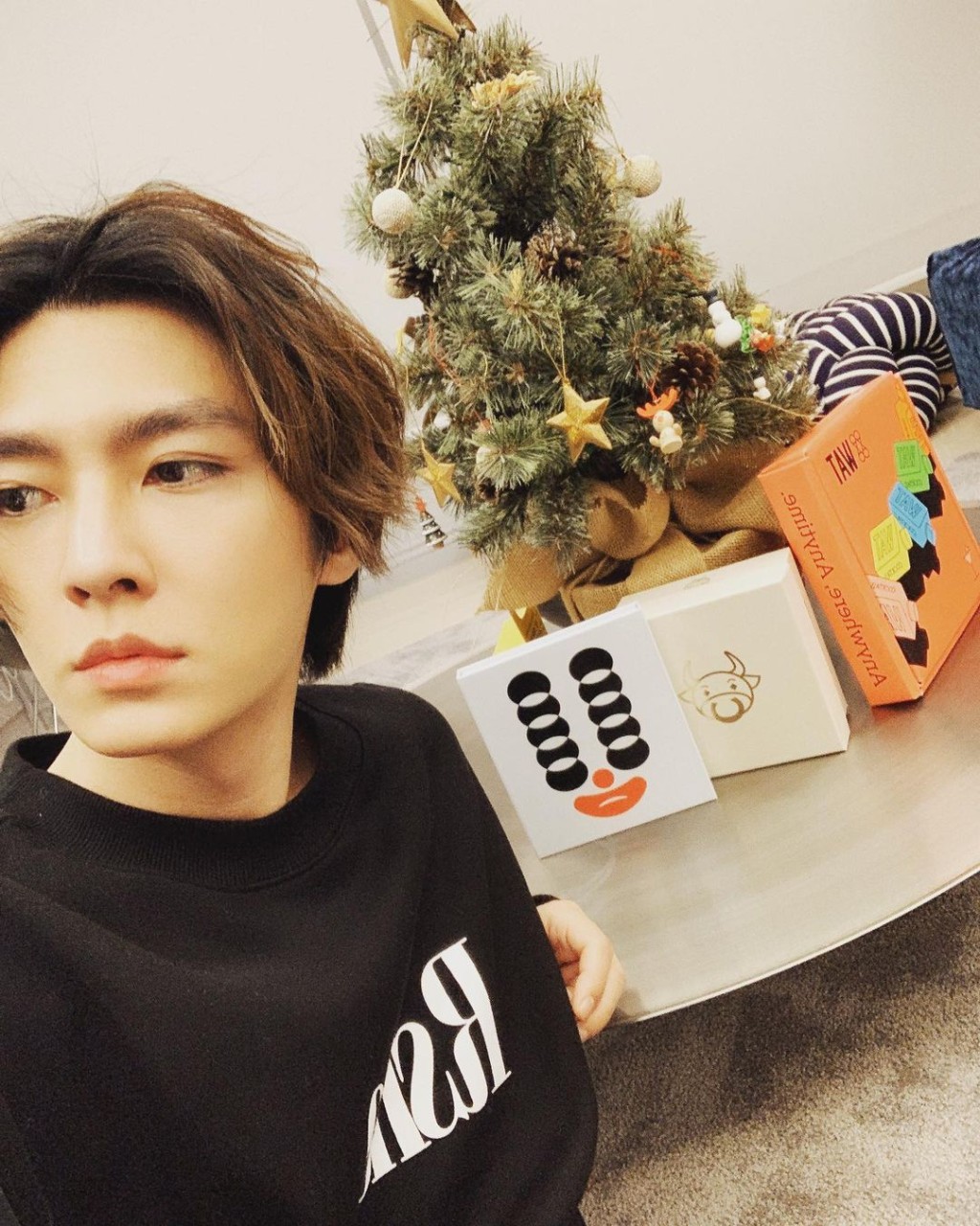 炎亞綸因新專輯冇入圍金曲獎的音樂性獎項爆喊。