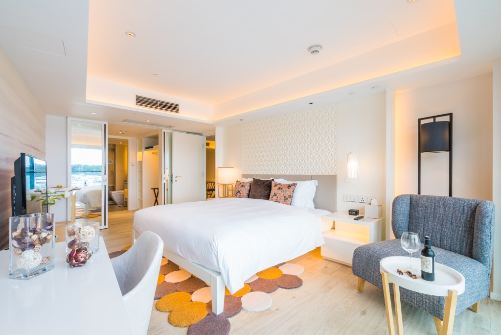 冠軍 The Pier Hotel「海天一色雙寢室套房一晚住宿連四份早餐」(價值6,300元)。 冠軍 The Pier Hotel「海天一色雙寢室套房一晚住宿連四份早餐」(價值6,300元)。