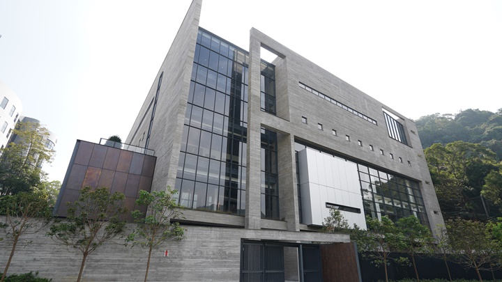 位於沙田下城門道的衞生署新界（沙田）法醫學大樓啟用。葉偉豪攝