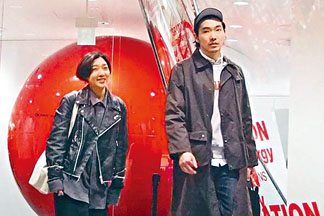 安藤櫻與丈夫柄本佑齊齊獲封每日電影獎影后及影帝。