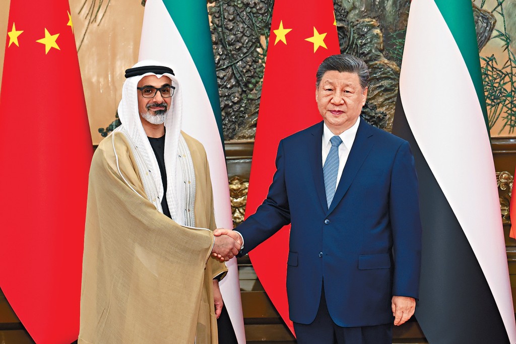 習近平昨日與訪華的阿聯酋阿布扎比王儲哈立德會晤。