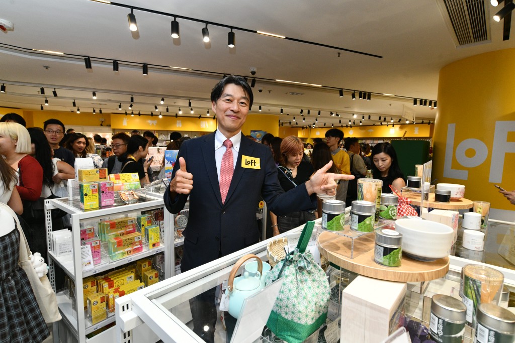 日本駐香港總領事三浦潤。 日本駐香港總領事三浦潤。