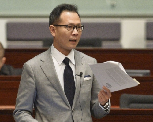 只擔任了一屆委員的郭榮鏗不獲續任。