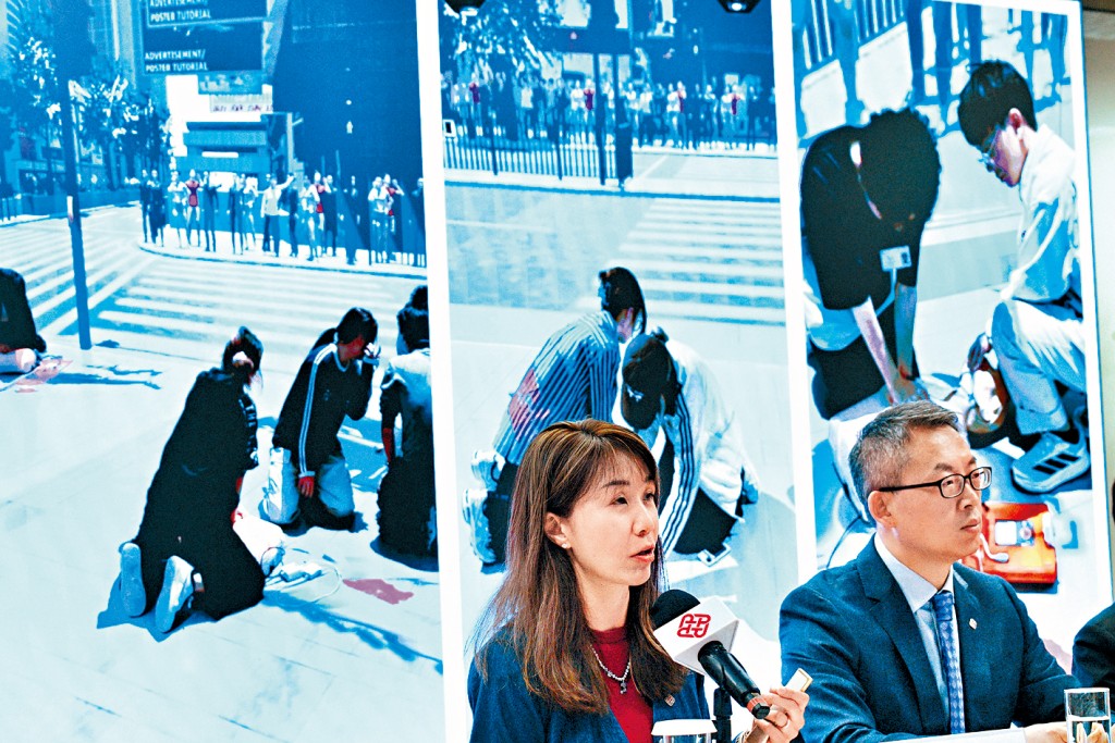 李泳怡（左）指，「混合沉浸式虛擬環境」有助學生在接近真實環境的場景下，訓練心肺復甦法等急救技巧。