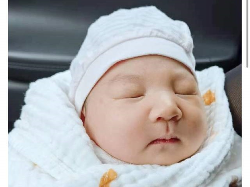 林生斌昨日宣布自己已娶妻生女,女兒名叫暖暖。網上圖片